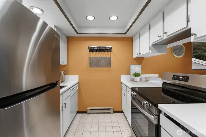 Stainless steel appliances - brand new oven