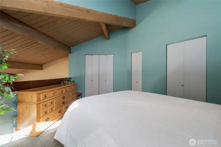Upper level bedroom/loft
