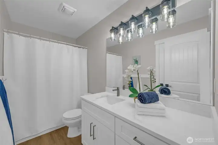 Second full bath upstairs Second full bath upstairs