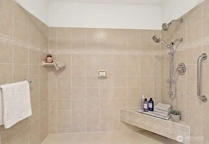 Primary shower