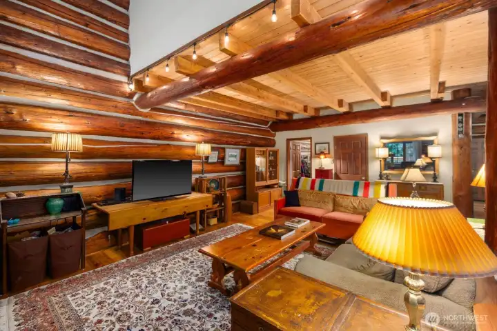 Warm and cozy living area. Warm and cozy living area.