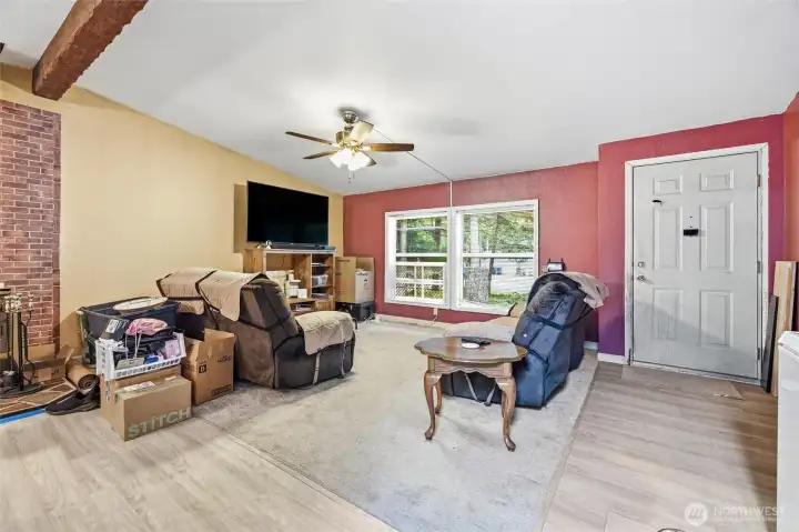 Large living room with vaulted ceilings. Large living room with vaulted ceilings.