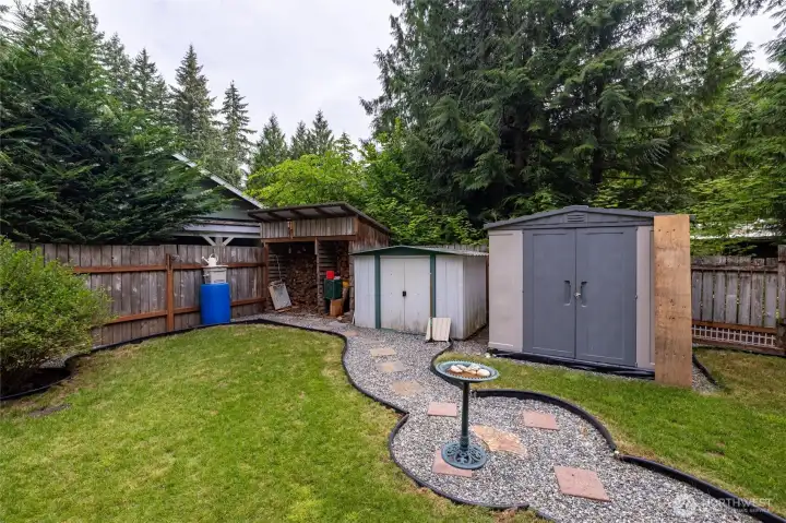 Extra sheds for additional storage. Extra sheds for additional storage.