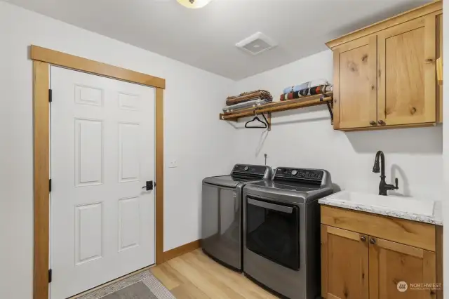 Spacious laundry room and mud room
