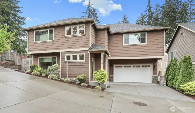 Welcome to 8810 234th St SW in conveniently located Esperance.  Easy access to I-5 and Highway 99.