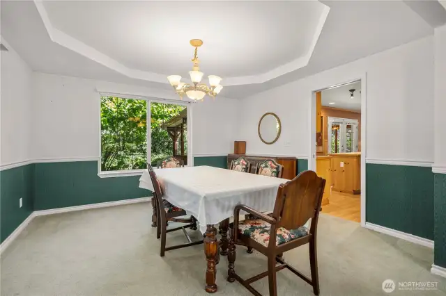 Dining room off kitchen