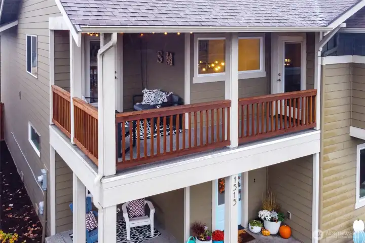 Great sized deck on the upper floor!
