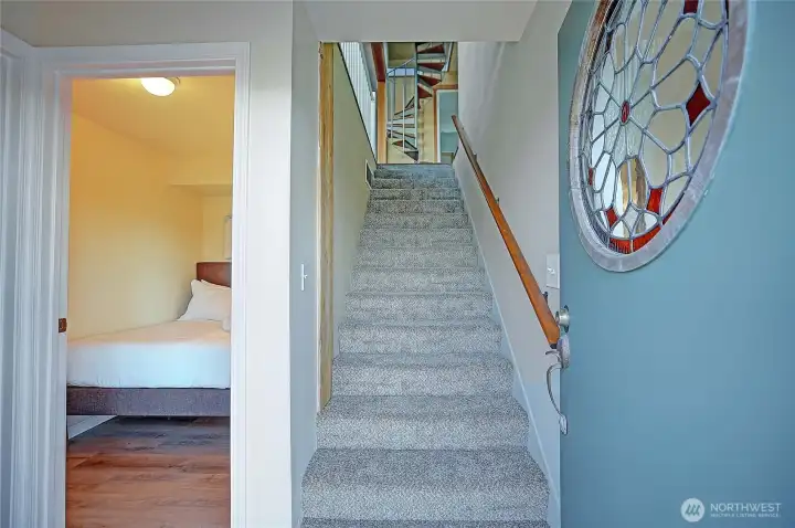 Upper Floor Living for View and Privacy~