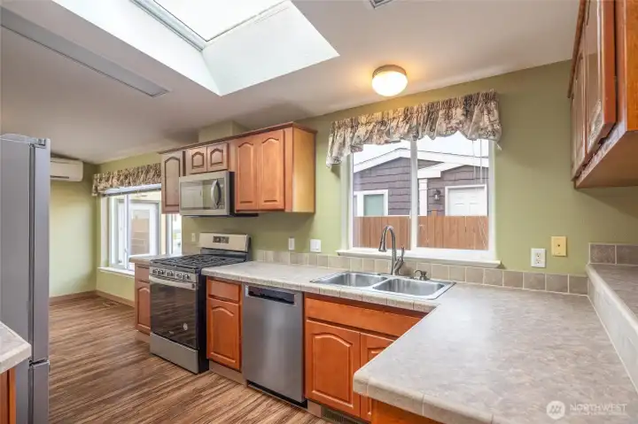 Ample cabinet & countertop space