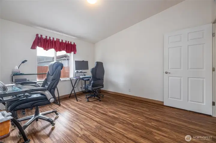 Bedroom #1 - extra large bedroom