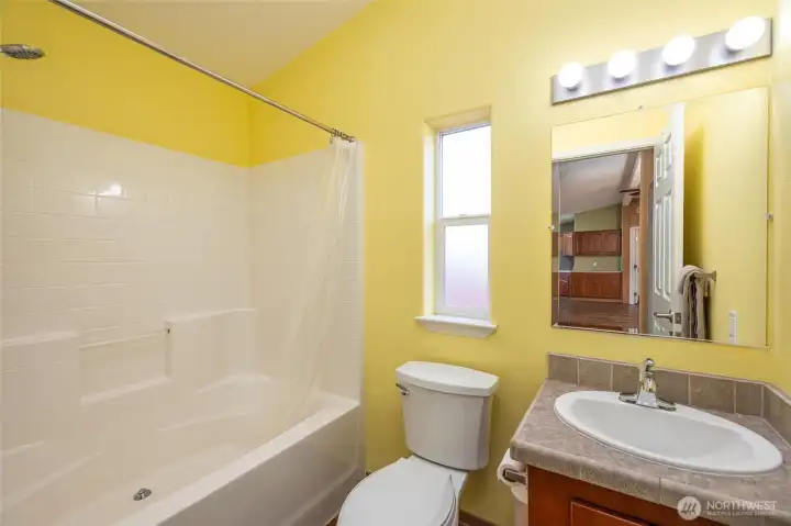 Shared Full Bathroom - features an extra wide Soaking Tub