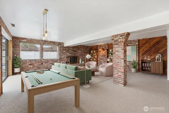 VIRTUALLY STAGED family room