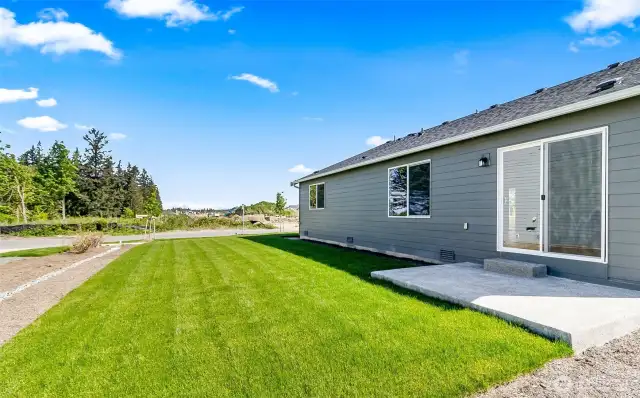 Photographs are for illustrative purposes only. Features, finishes, interior/exterior colors, landscaping and floorplan shown may vary from actual homes built.