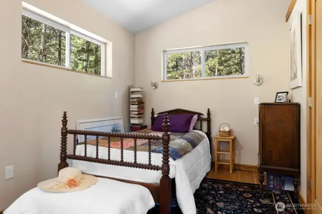 The north wall at the head of the bed could be punched out for entrance into an expansion.