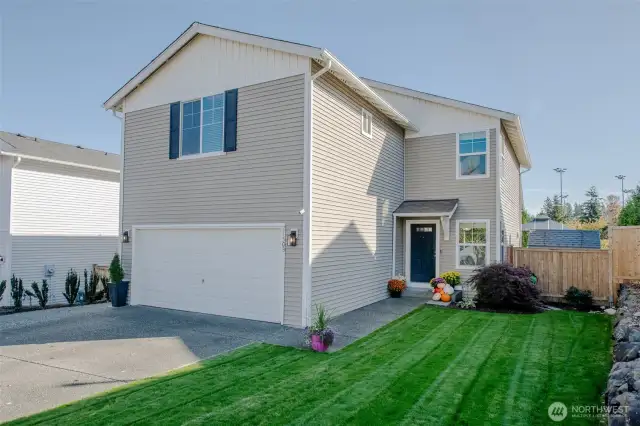 Welcome to Kentlake Highlands—where peaceful living in unincorporated King County meets the convenience of nearby shopping, dining, and parks!