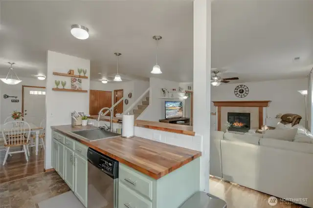 Enjoy the open-concept design, where the kitchen seamlessly flows into the living room—perfect for everyday living and entertaining!