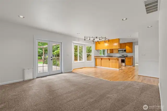 Expansive family-kitchen