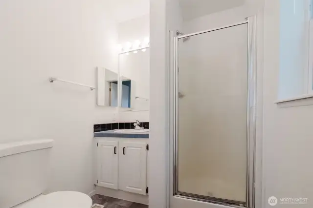 2nd bathroom ensuite