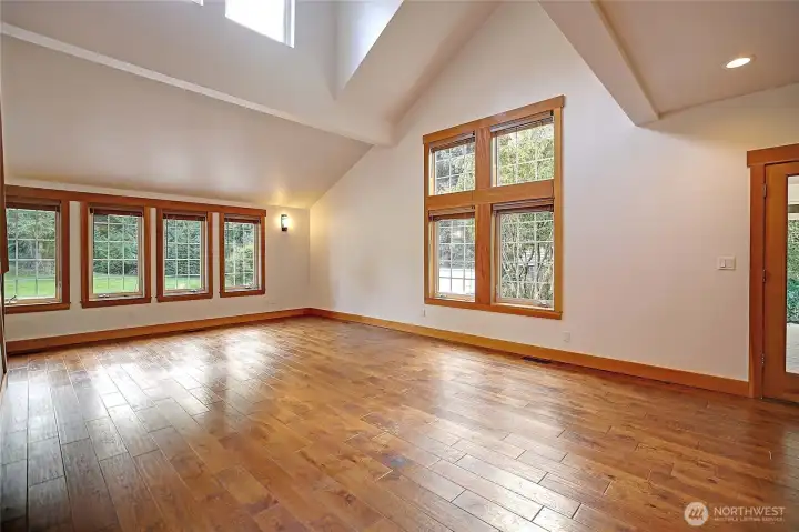 Vaulted Family Room~