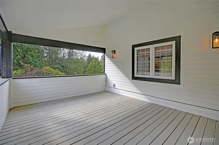 Upper Outdoor Living Space for A Quiet Retreat~