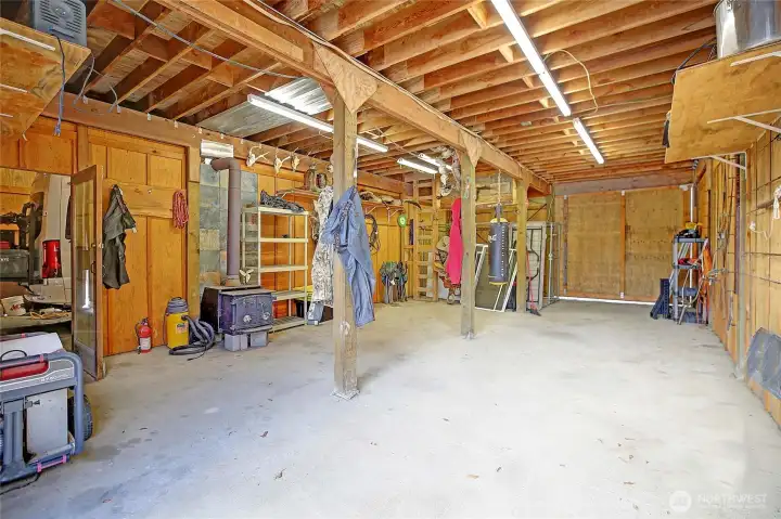 Center Bay of Barn w/ Wood Heat and Pass-Through~