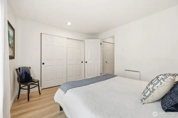 view to closet in second bedroom