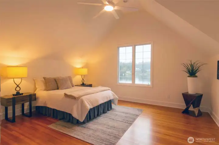 Spacious vaulted primary, wake up to lake views!