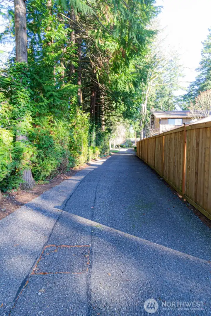 Long private driveway, quietly setback from road