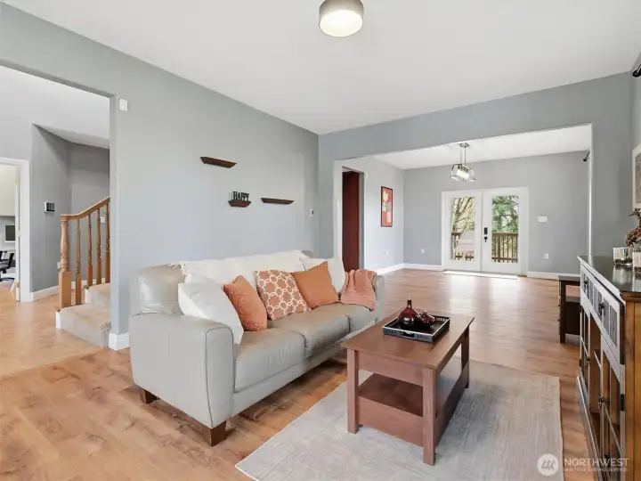 Living & Dining Room Combo