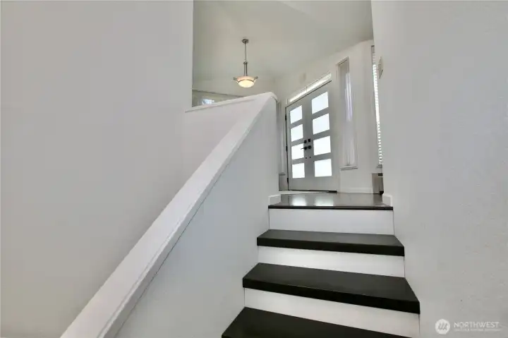 Staircase leading to lower level