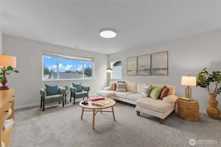 Expansive upper floor bonus room.