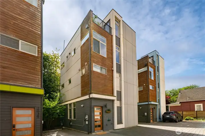 Standalone townhouse in Ballard! No shared walls, no HOA. Standalone townhouse in Ballard! No shared walls, no HOA.