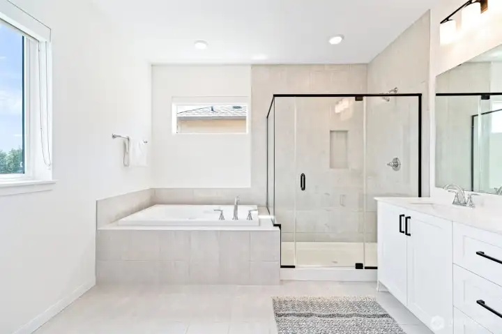 Soaking tub with tile surrouond