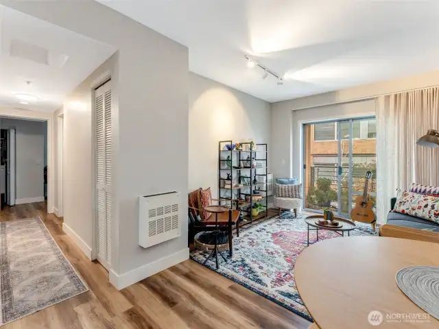 Dining Area - Wide Angle