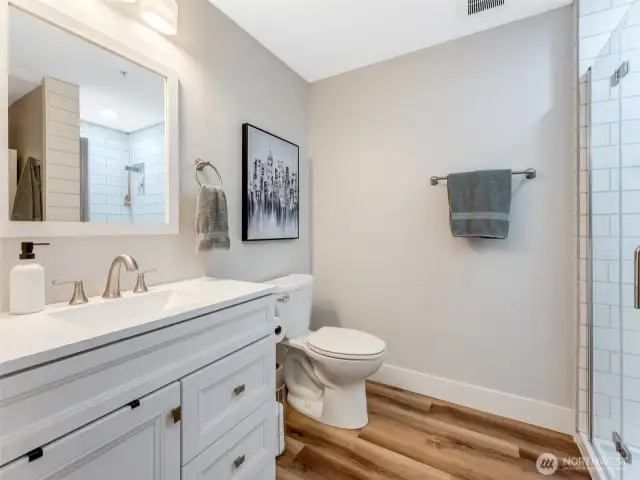 Bathroom, Attached