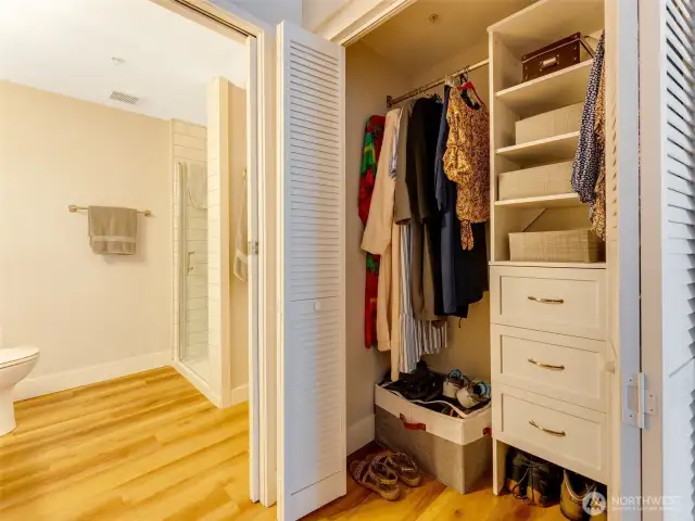 Bathroom, Attached