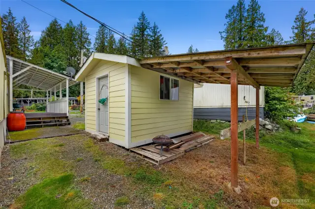 Storage shed great for lake toys.