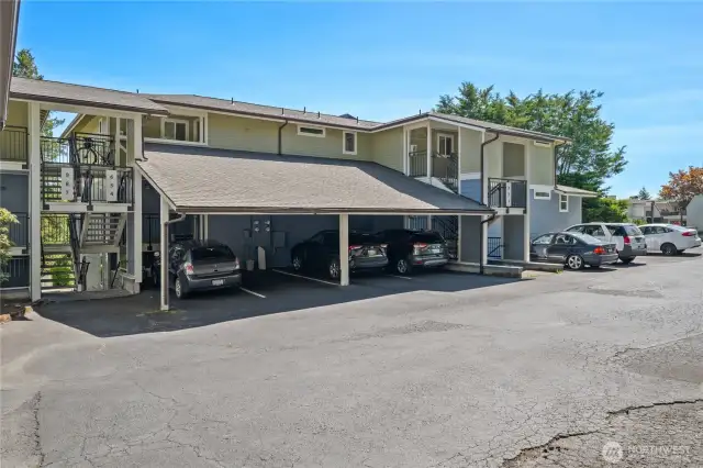 The property looks great with a recent paint job.
