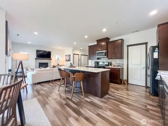 Kitchen with Bar