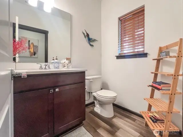Main Floor 1/2 Bath