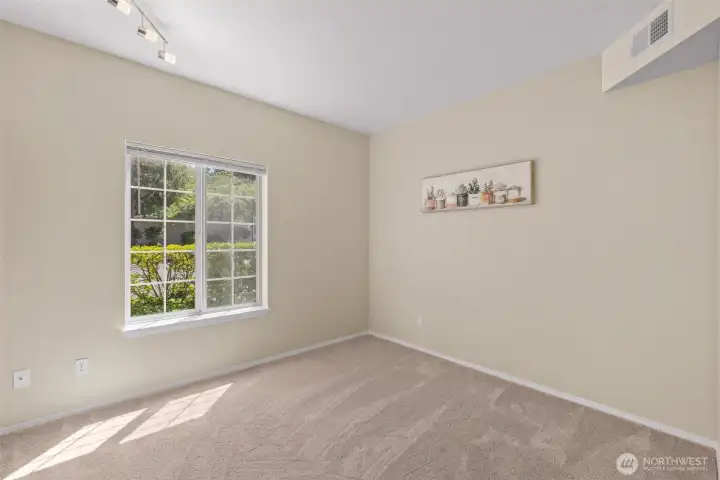 Flexible second Bedroom.