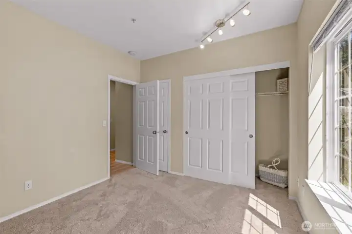 Flexible second Bedroom.