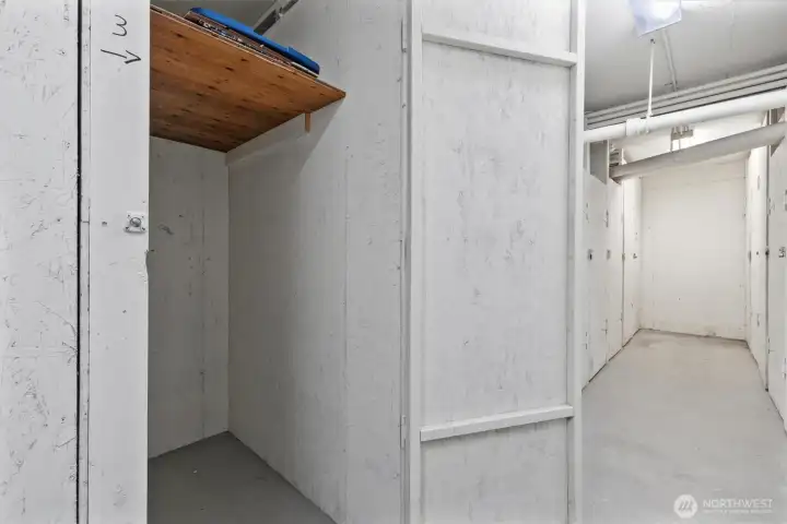 Private storage unit