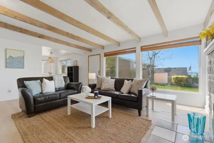 BIG view windows facing south, towards the water and open floor plan