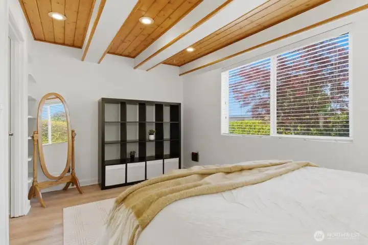 Another view of the primary bedroom