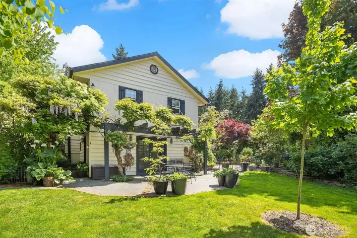 Enjoy the feel of a park in your own back yard.