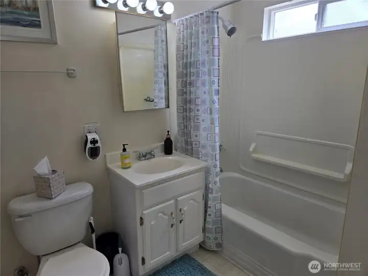 1215E - Bathroom