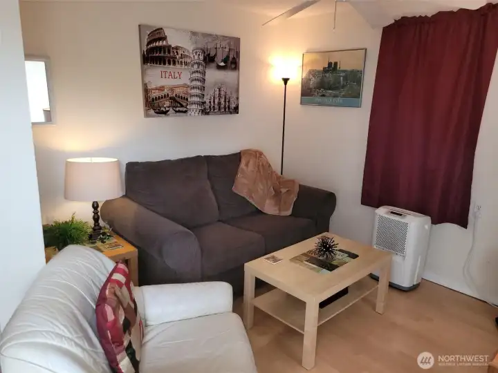 1215F - Living Room