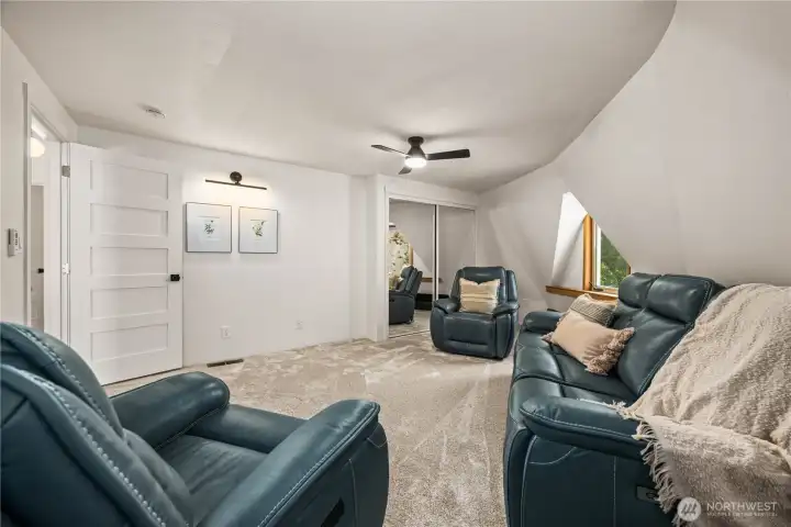 Upstairs bedroom