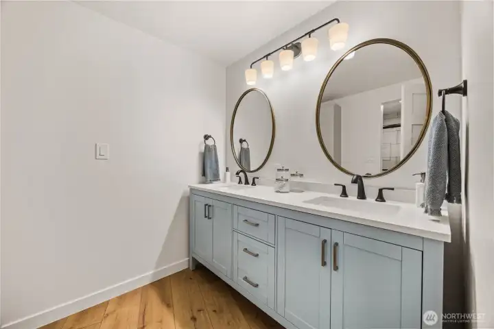 Primary bath